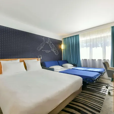 Hotel Novotel La Rochelle Centre 4*