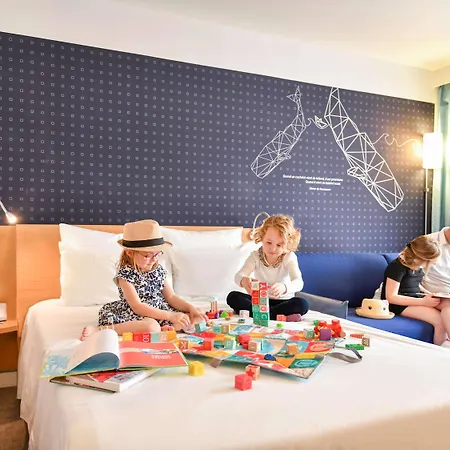 Novotel La Rochelle Centre 4*